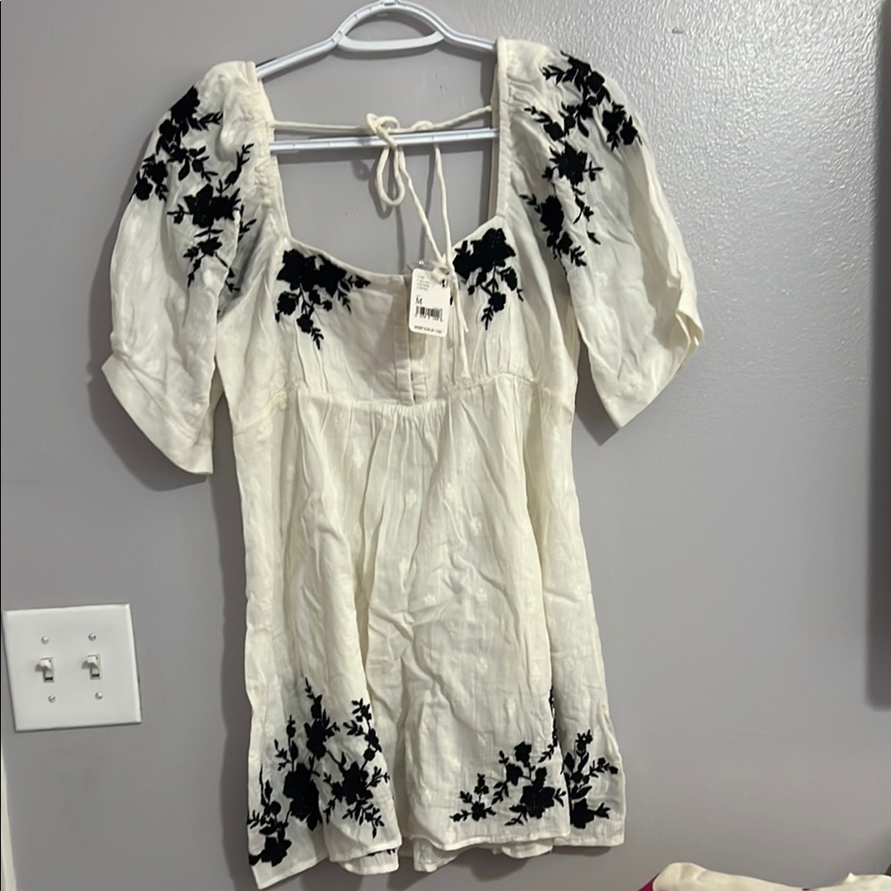 Free People Elegant Black and White Floral Women's mini dress